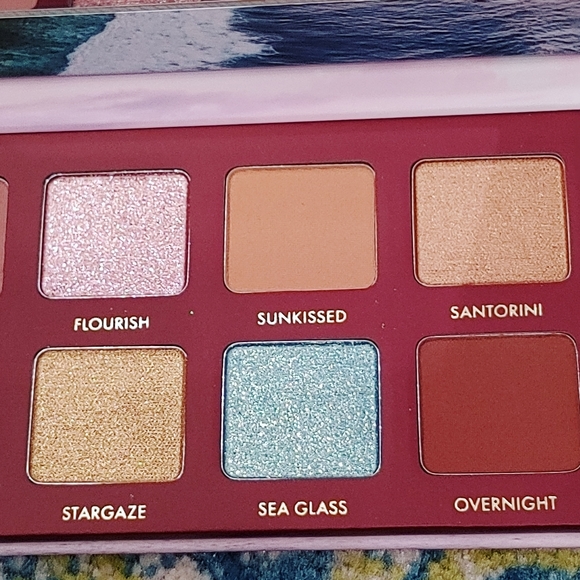 Wander Beauty Wanderess Escape 10 Eyeshadow Shades Soft Matte Nudes Foil Shimmer - Picture 4 of 6